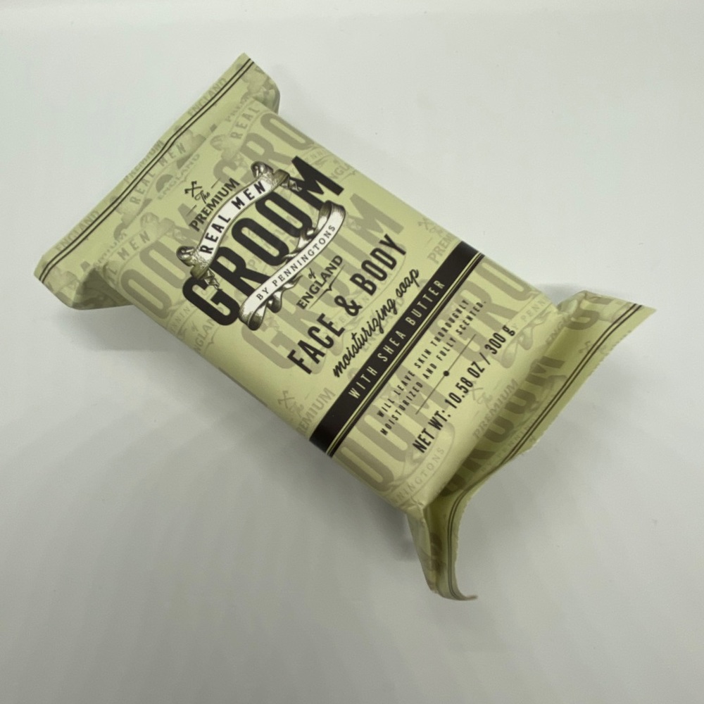 Real Men by Penningtons Cedarwood Face & Body Soap